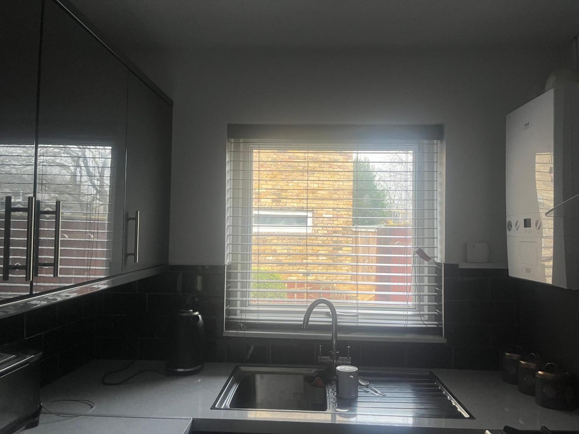 Queenomega'S Home Stay Londen Buitenkant foto